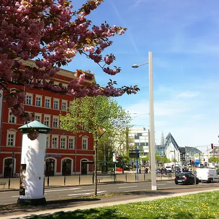 Schlafgut Appartementhotel מלון 3*